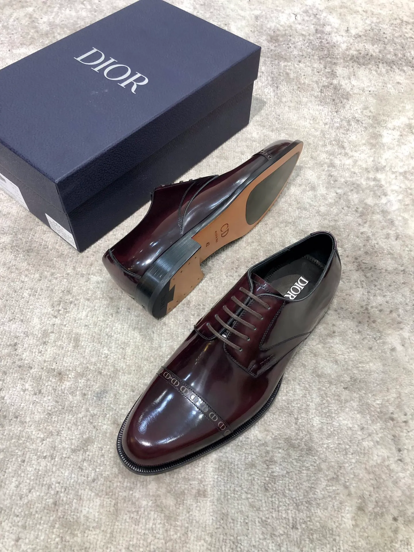 Men's shoes 💰960 Dior's new counters are on sale at the same time. The uppers are imported cowhide, water-dyed cowhide lining, genuine leather outsole, perfect details, standard size 38-44